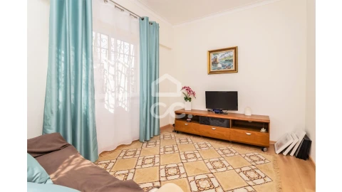 Moradia T8 para Venda em Amora