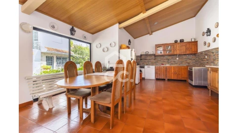Moradia T8 para Venda em Amora