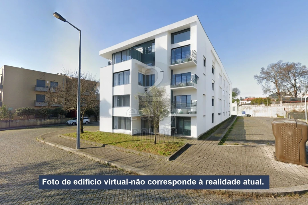 Terreno para Venda em Campanhã Foto 1