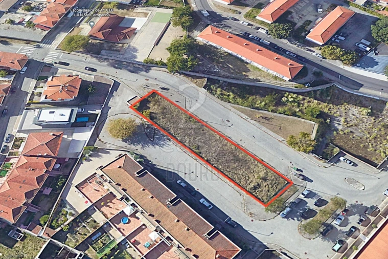 Terreno para Venda em Campanhã Foto 2