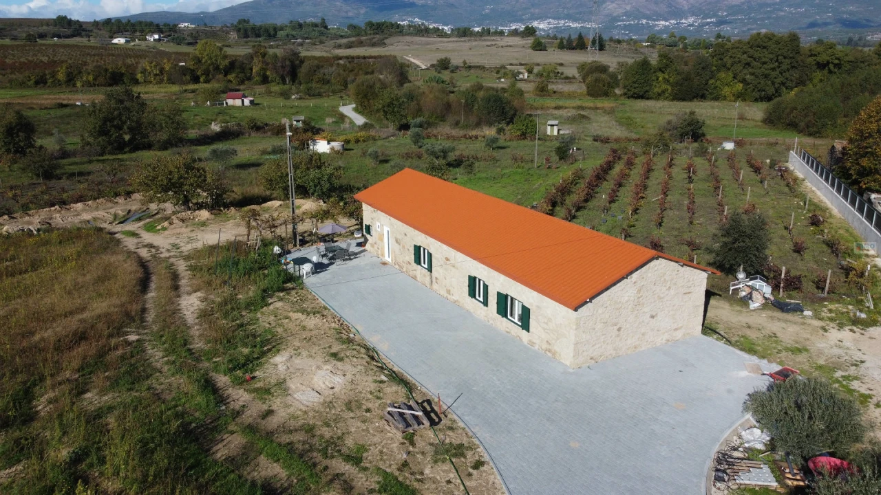 Quinta T3 para Venda em Peraboa Foto 1