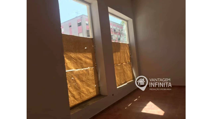 Loja para Venda em Barreiro e Lavradio Foto 2