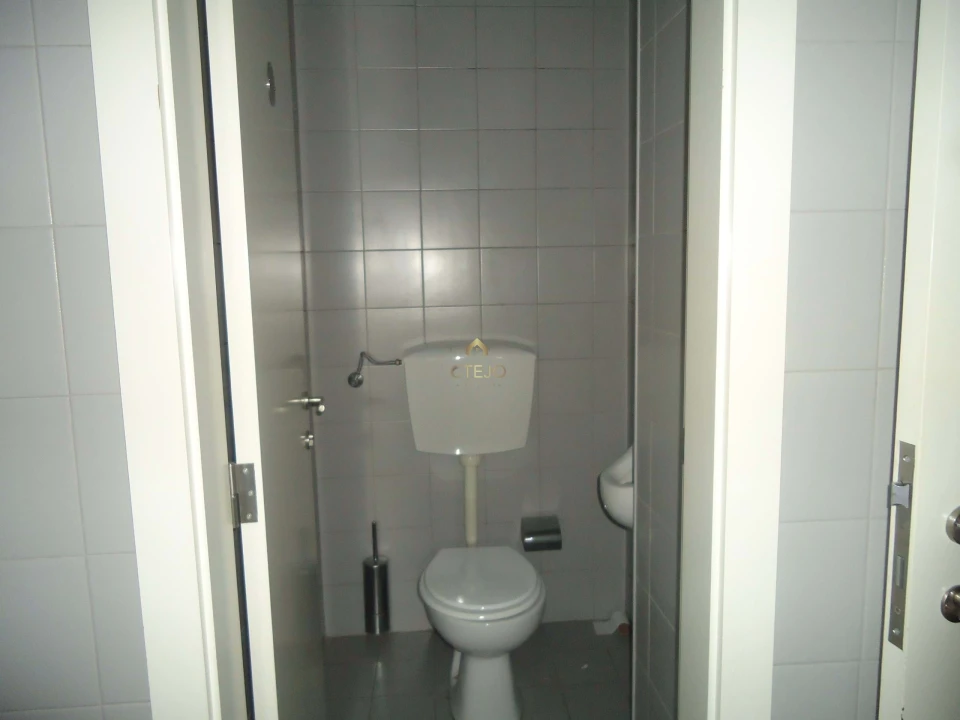 Negócio para Arrendamento em Póvoa de Santa Iria e Forte da Casa Foto 6