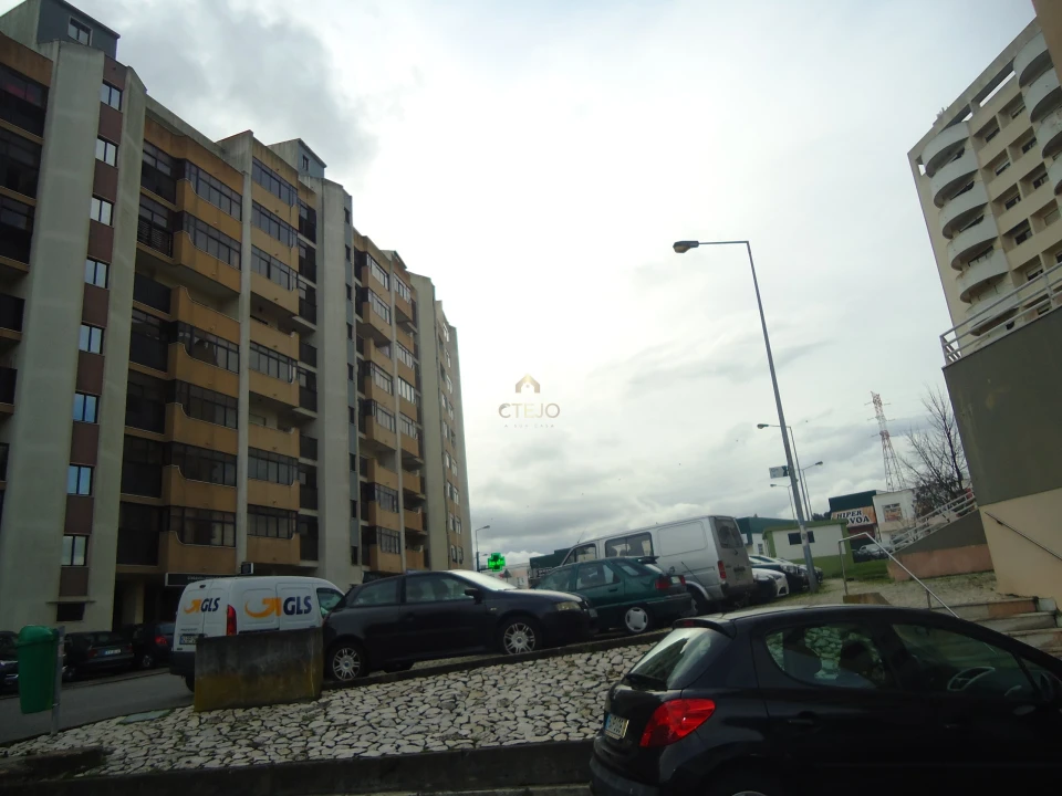 Negócio para Arrendamento em Póvoa de Santa Iria e Forte da Casa Foto 13