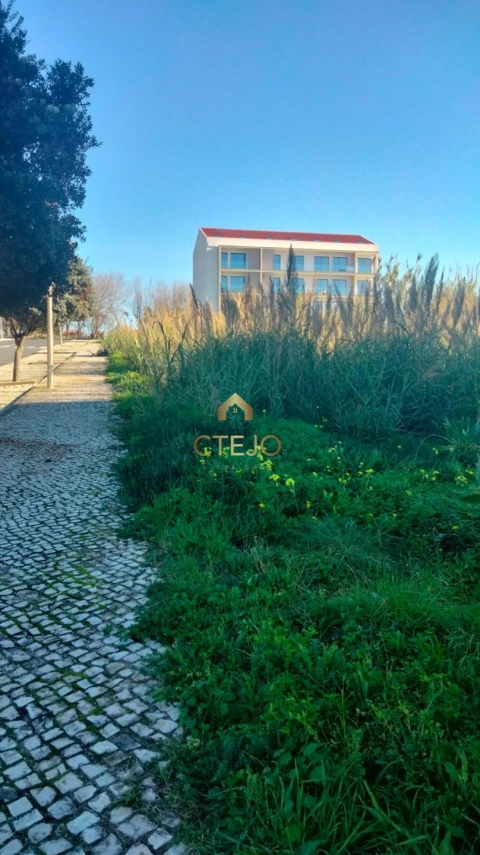 Terreno para Venda em Silveira