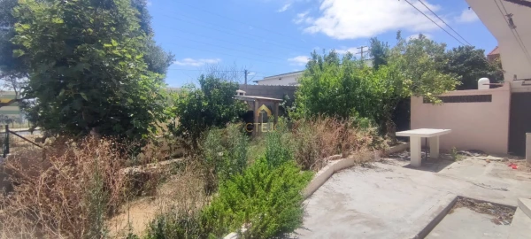 Moradia T6 para Venda em Santa Iria de Azoia, São João da Talha e Bobadela