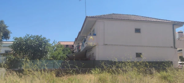 Moradia T6 para Venda em Santa Iria de Azoia, São João da Talha e Bobadela