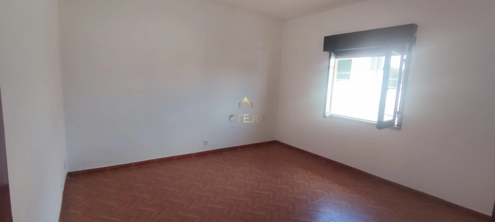 Moradia T6 para Venda em Santa Iria de Azoia, São João da Talha e Bobadela Foto 19