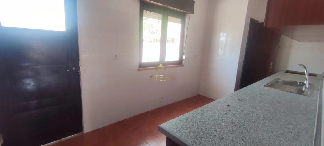 Moradia T6 para Venda em Santa Iria de Azoia, São João da Talha e Bobadela Foto 13
