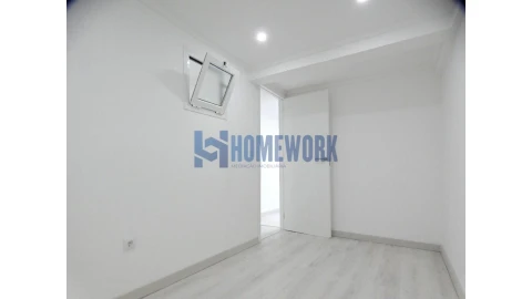 Apartamento T2 para Venda em Corroios