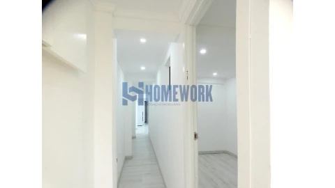 Apartamento T2 para Venda em Corroios