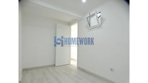 Apartamento T2 para Venda em Corroios