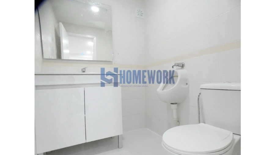 Apartamento T2 para Venda em Corroios Foto 4