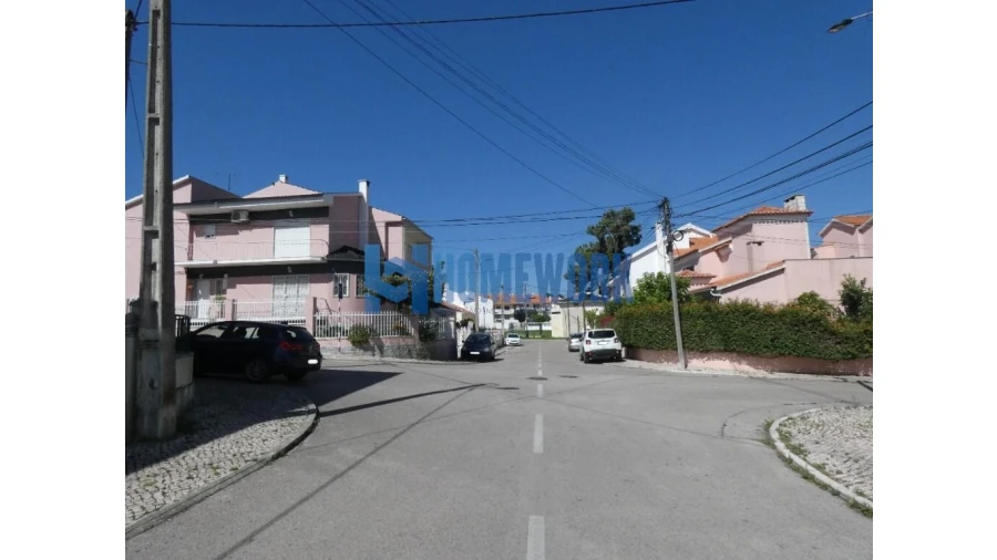 Apartamento T2 para Venda em Corroios Foto 14