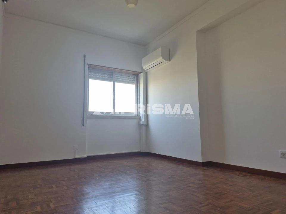 Apartamento T2 para Arrendamento em Castelo Branco Foto 2