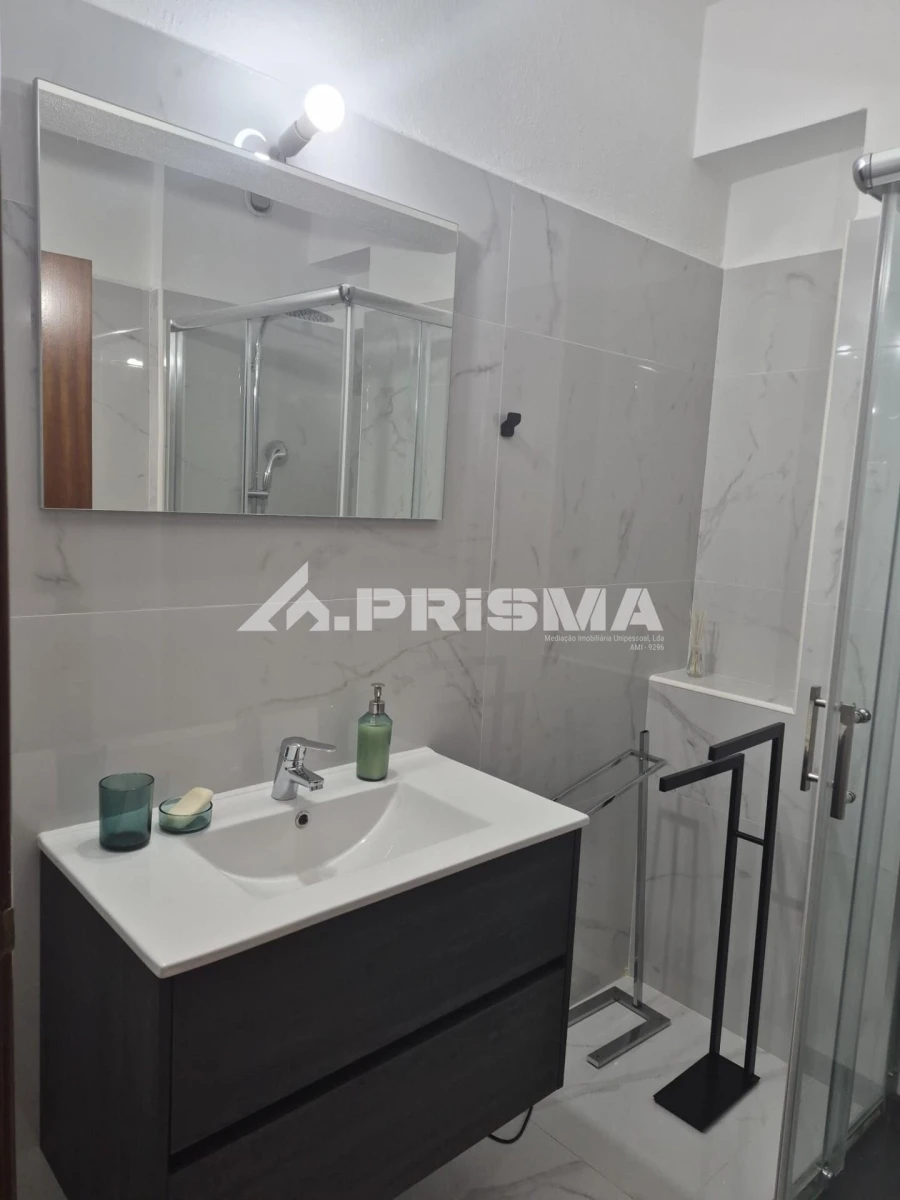 Apartamento T2 para Arrendamento em Castelo Branco Foto 6