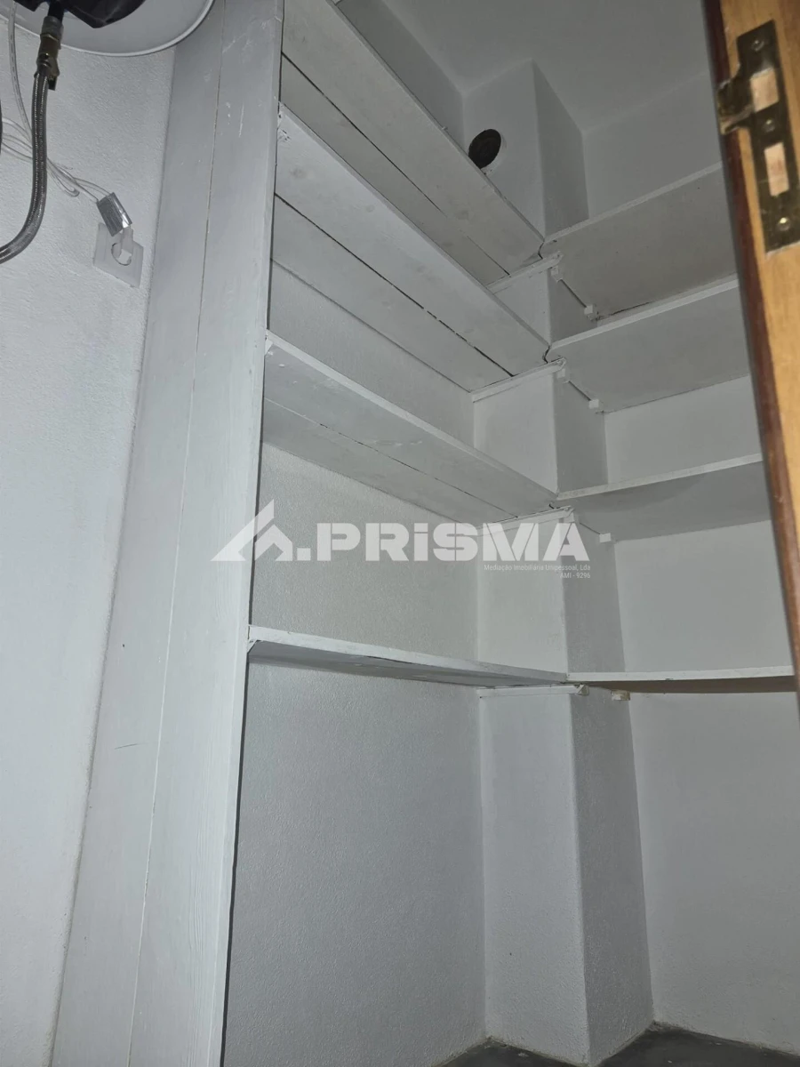 Apartamento T2 para Arrendamento em Castelo Branco Foto 15