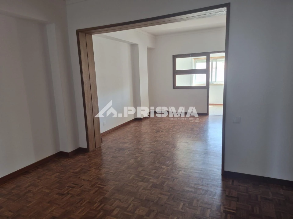Apartamento T2 para Arrendamento em Castelo Branco Foto 10