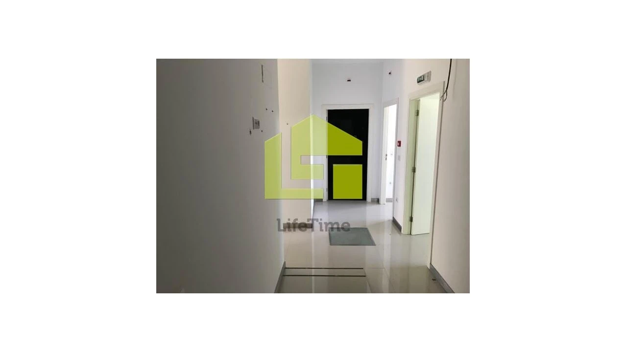 Loja para Venda em Valpaços e Sanfins Foto 8