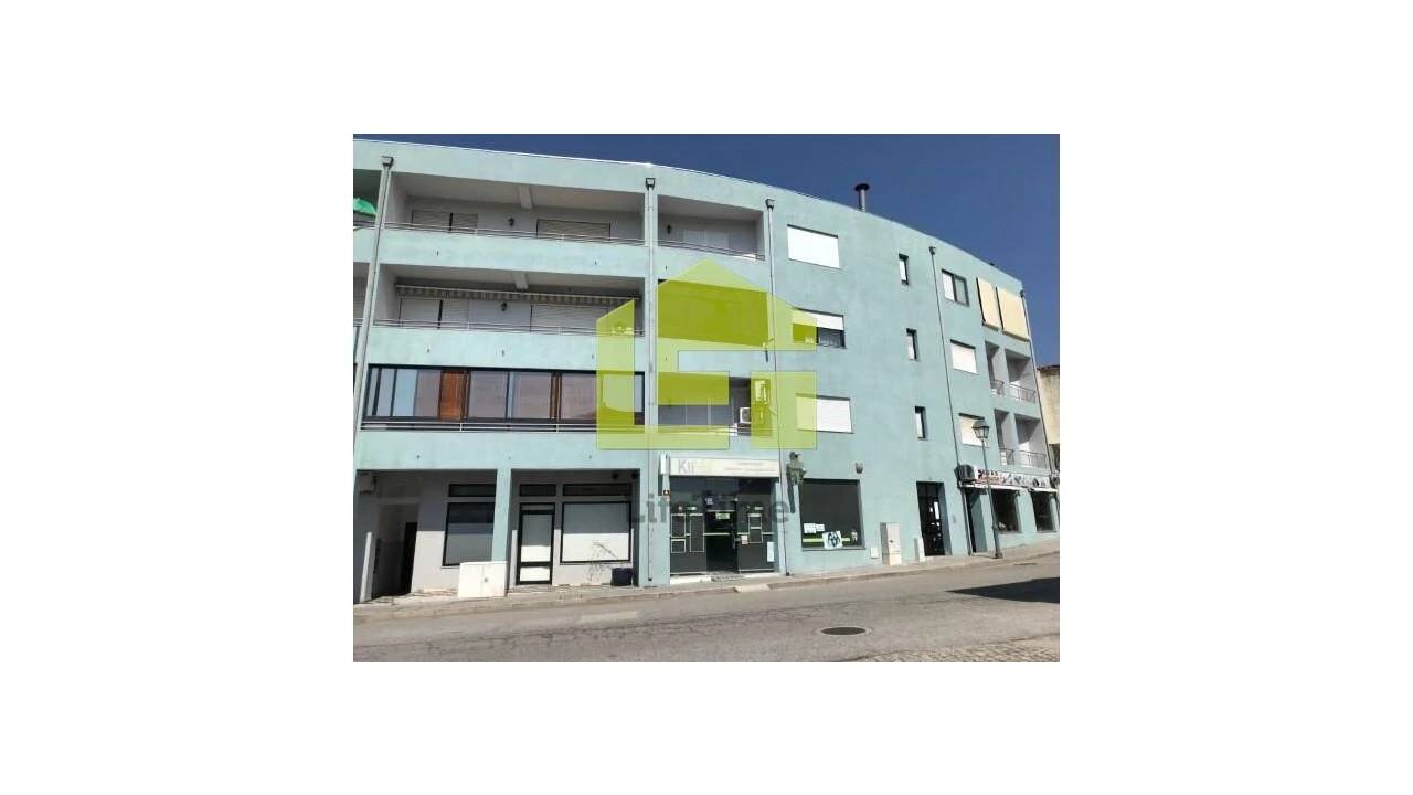 Loja para Venda em Valpaços e Sanfins Foto 12