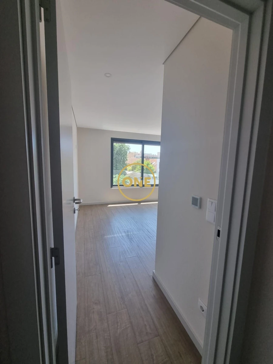 Apartamento T2 para Venda em Cedofeita, Santo Ildefonso, Sé, Miragaia, São Nicolau e Vitória Foto 28