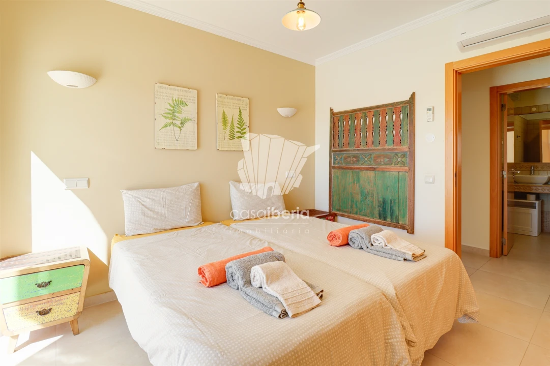 Moradia T4 para Venda em Lagoa e Carvoeiro Foto 13