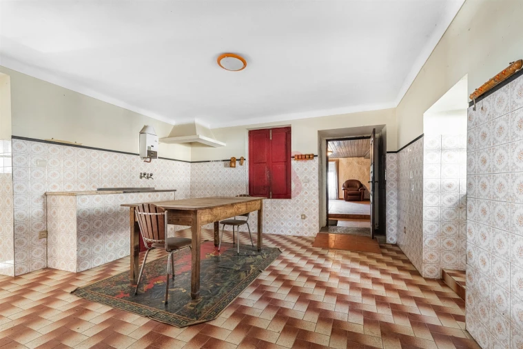 Quinta T6 para Venda em Airão Santa Maria, Airão São João e Vermil Foto 11