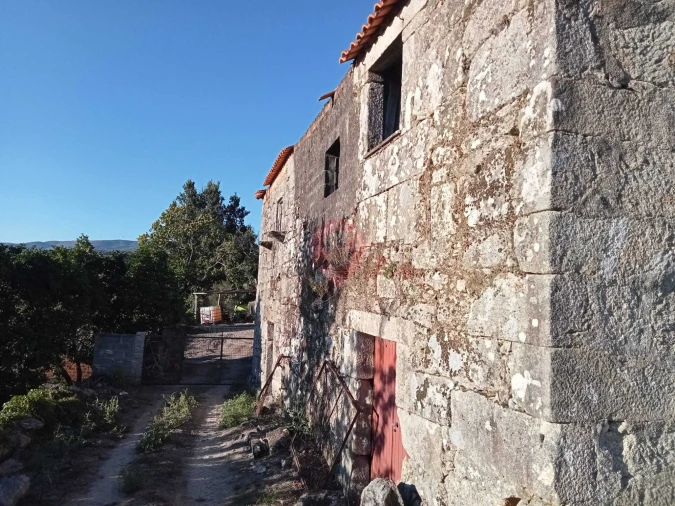 Moradia T3 para Venda em Messegães, Valadares e Sá Foto 3