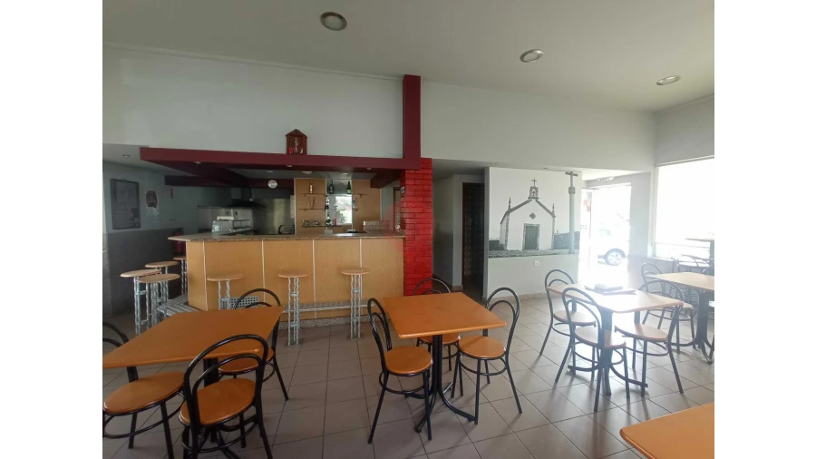 Negócio para Venda em Monção e Troviscoso Foto 2