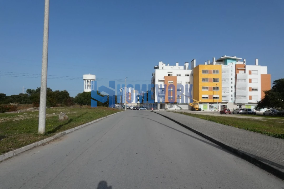 Terreno para Venda em Santo Antonio da Charneca Foto 4