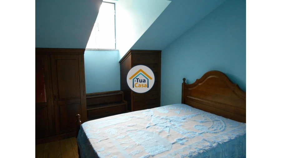 Moradia T6 para Venda em Arca e Varzielas Foto 11