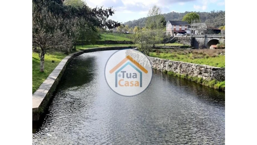 Moradia T6 para Venda em Arca e Varzielas Foto 16