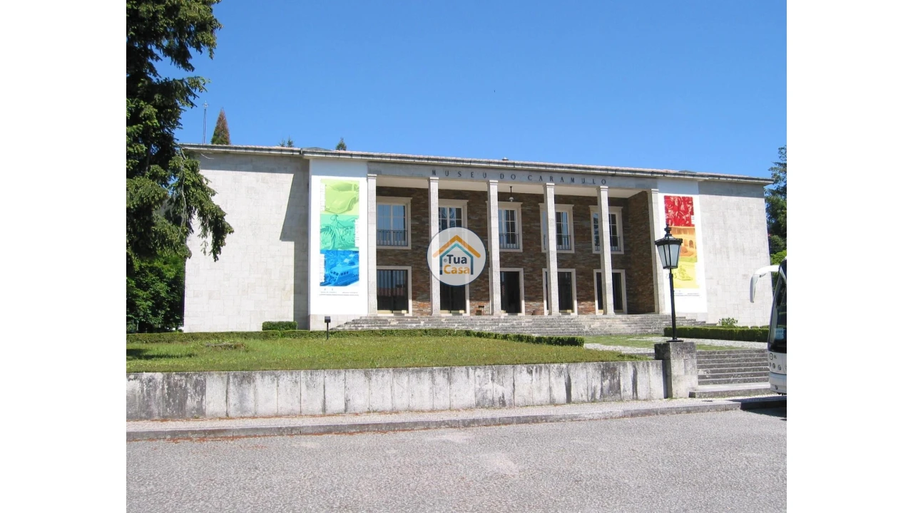 Moradia T6 para Venda em Arca e Varzielas Foto 14