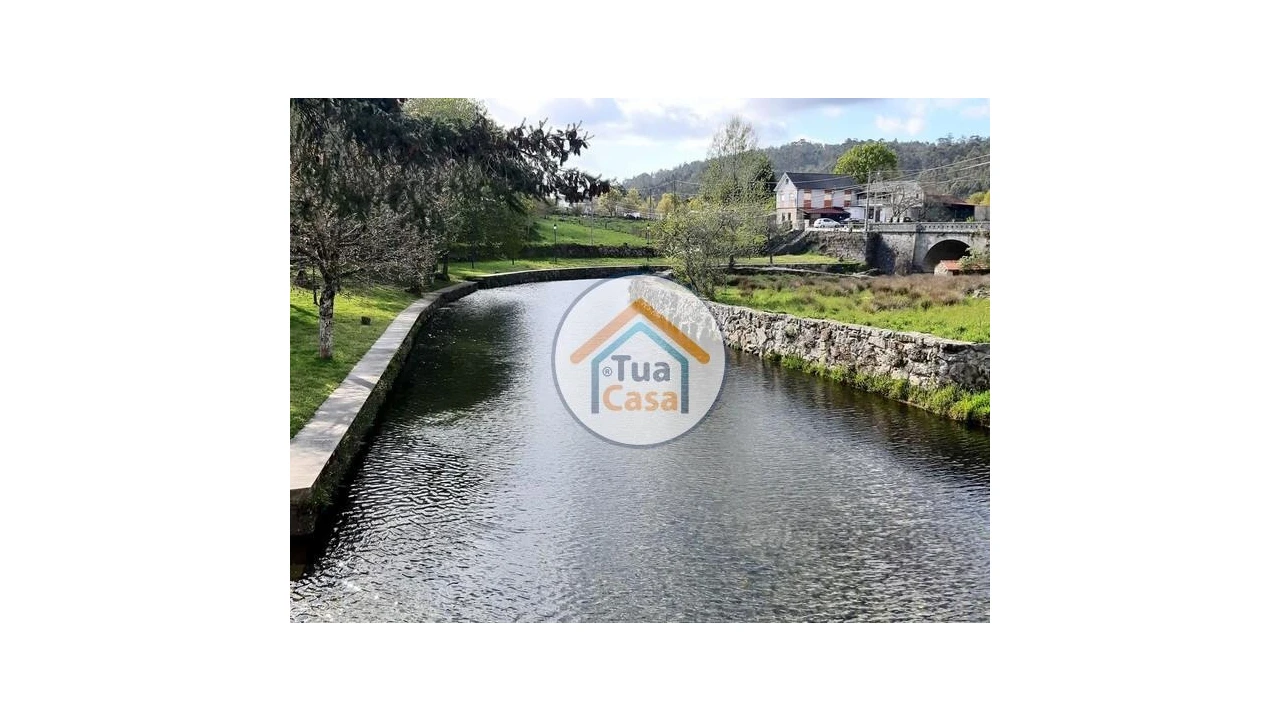 Moradia T6 para Venda em Arca e Varzielas Foto 16