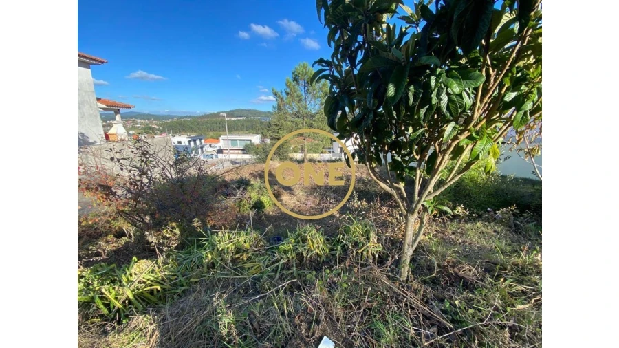 Terreno para Venda em Gondifelos, Cavalões e Outiz Foto 3