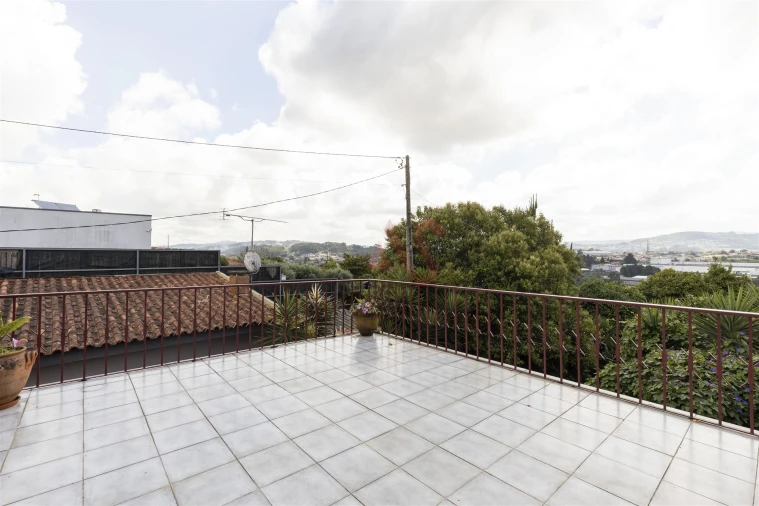 Moradia T7 para Venda em Bairro Foto 26