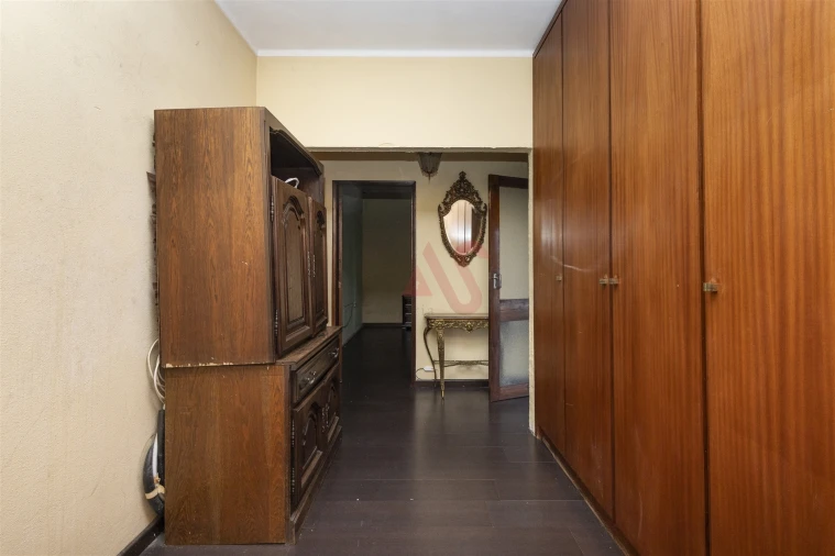 Moradia T7 para Venda em Bairro Foto 31