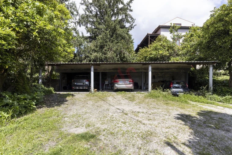 Moradia T7 para Venda em Bairro Foto 50