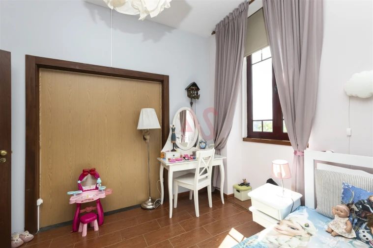 Moradia T7 para Venda em Bairro Foto 16