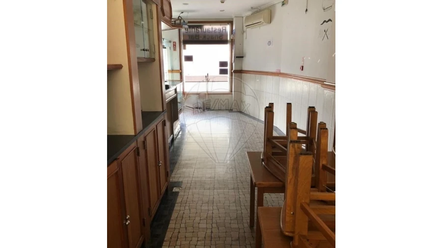 Loja para Venda em Santa Maria e São Miguel, São Martinho, São Pedro Penaferrim Foto 6