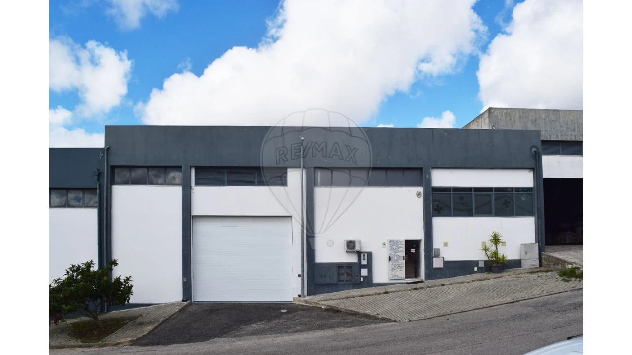 Armazém para Venda em Malveira e São Miguel de Alcainça Foto 20