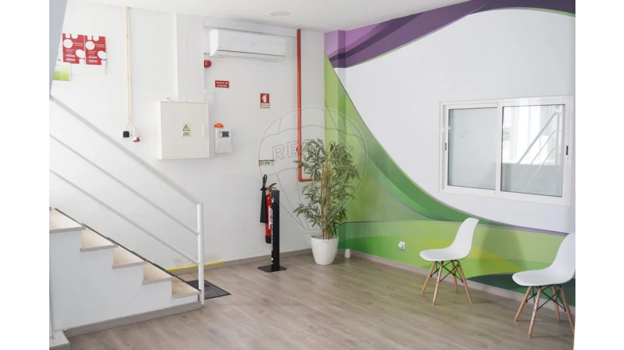 Armazém para Venda em Malveira e São Miguel de Alcainça Foto 9