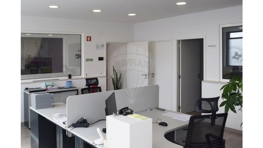 Armazém para Venda em Malveira e São Miguel de Alcainça Foto 13