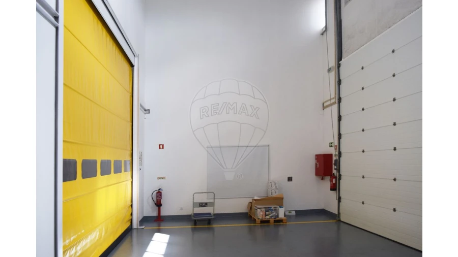 Armazém para Venda em Malveira e São Miguel de Alcainça Foto 7