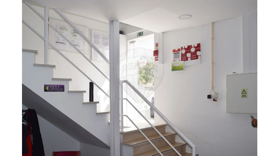 Armazém para Venda em Malveira e São Miguel de Alcainça Foto 8