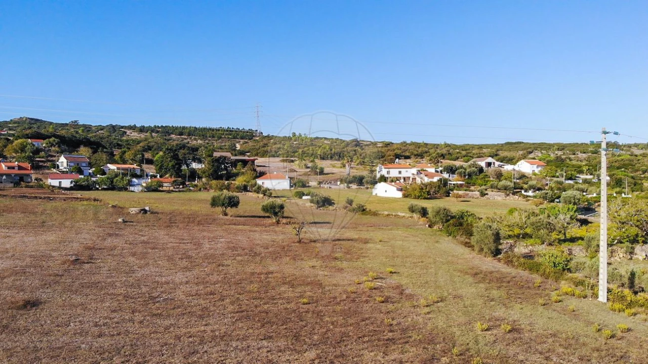 Terreno para Venda em Alhandra, São João dos Montes e Calhandriz Foto 1