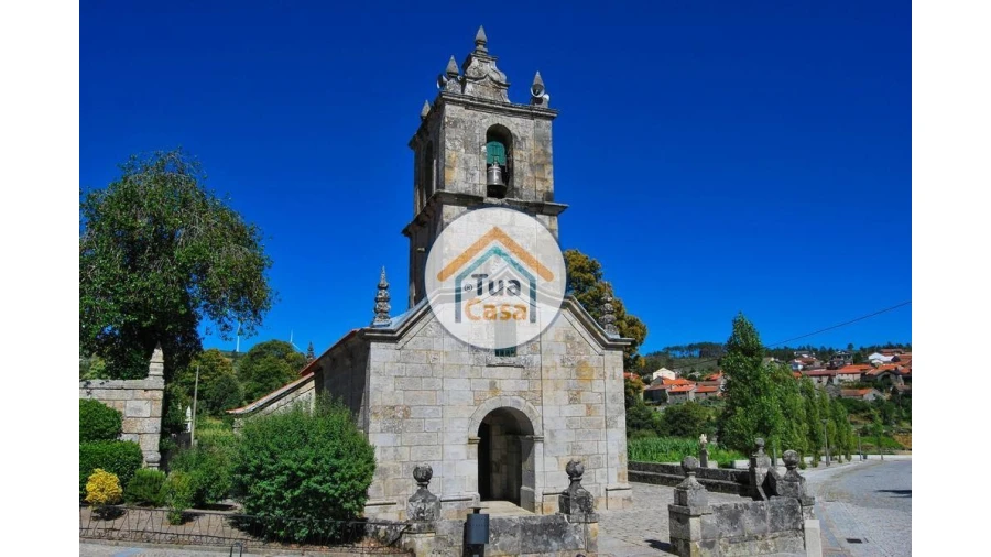 Moradia T1 para Venda em Mezio e Moura Morta Foto 7