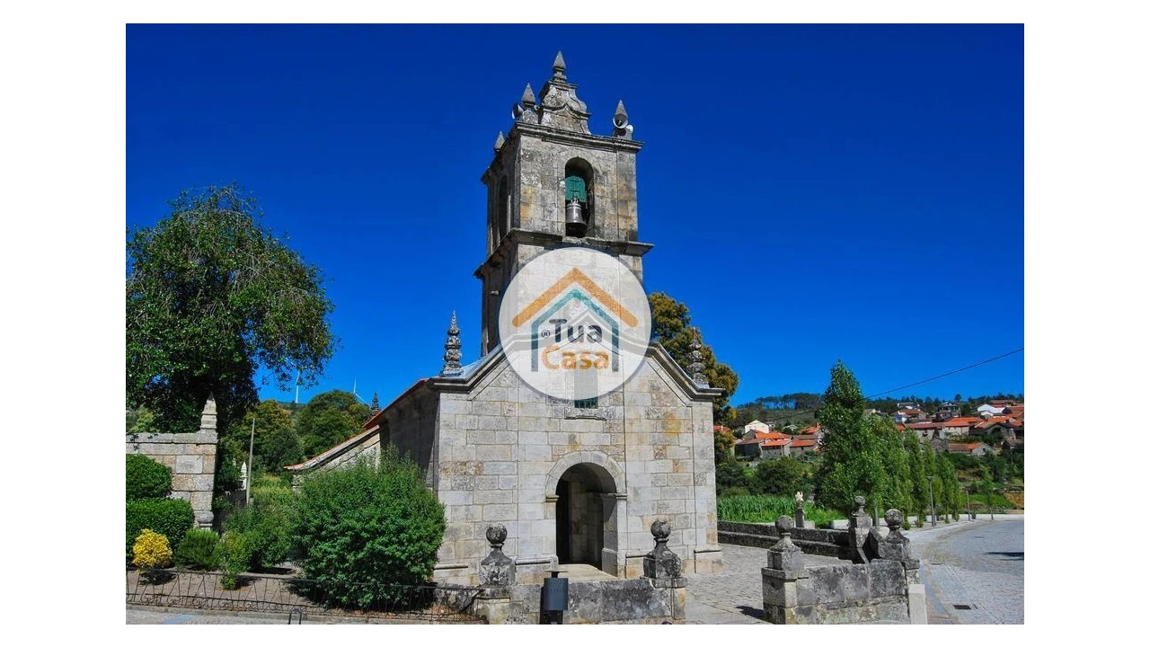 Moradia T1 para Venda em Mezio e Moura Morta Foto 7