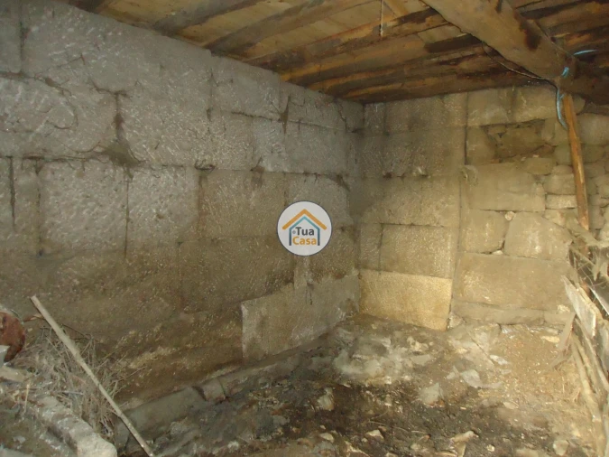 Moradia T2 para Venda em Mouçós e Lamares Foto 12
