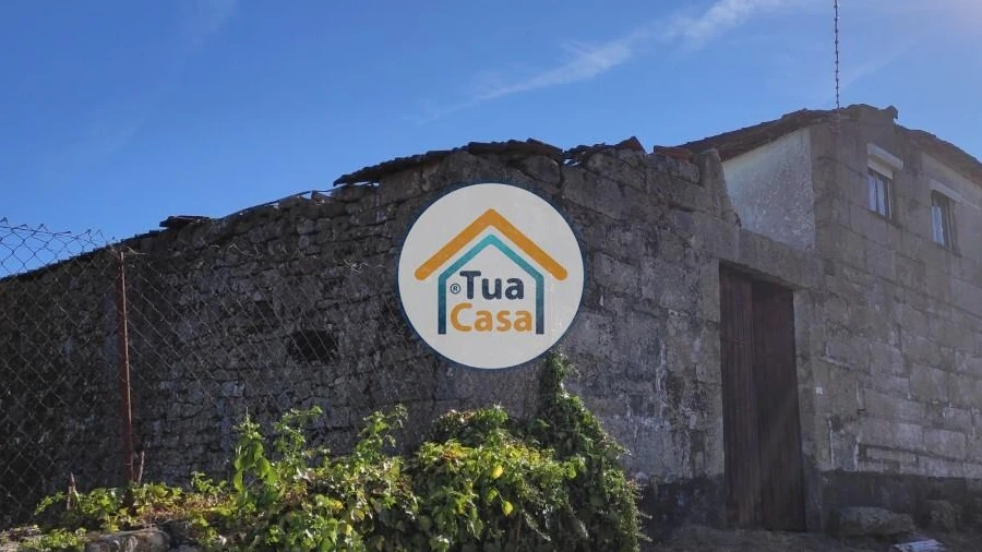 Moradia T2 para Venda em Mouçós e Lamares